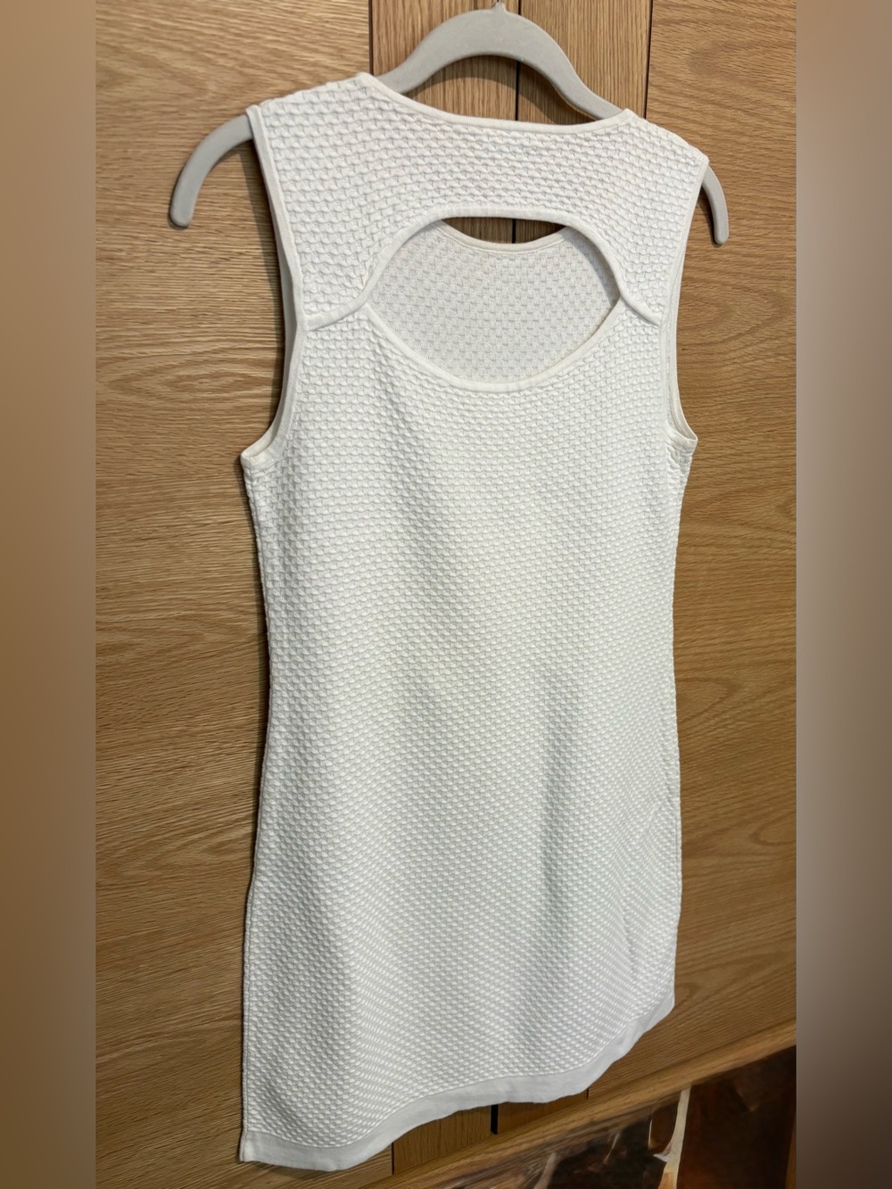 Women’s Club Monaco Textured Honeycomb White Cotton Sheath Dress - Size S/P